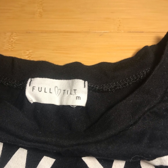 Cropped Mock Neck Tank - Picture 2 of 2